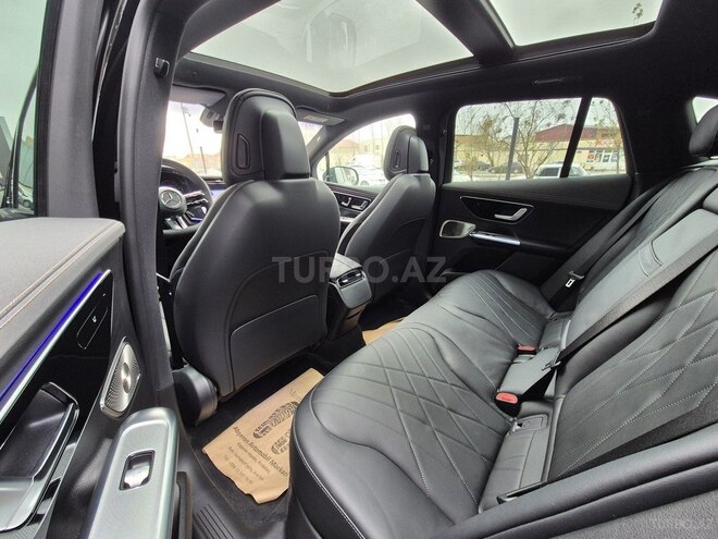 Mercedes EQE 350 4MATIC SUV-13