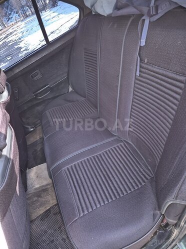 BMW 318 1993, 320,000 km - 1.8 l - Zaqatala