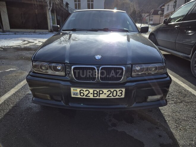 BMW 318 1993, 320,000 km - 1.8 l - Zaqatala