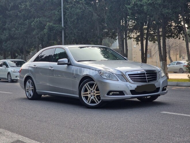 Mercedes E 350 2009, 171,456 km - 3.5 l - Sumqayıt