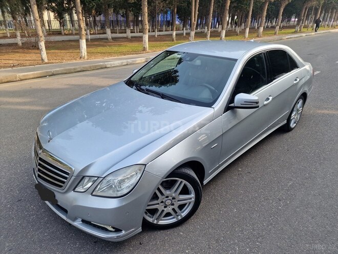 Mercedes E 350 2009, 171,456 km - 3.5 l - Sumqayıt