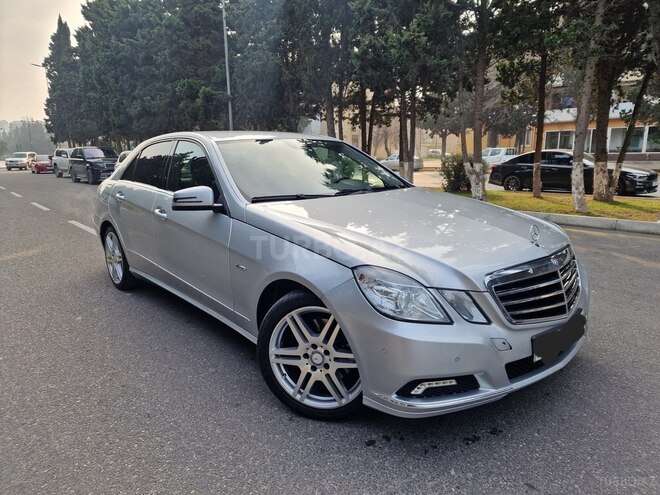 Mercedes E 350 2009, 171,456 km - 3.5 l - Sumqayıt