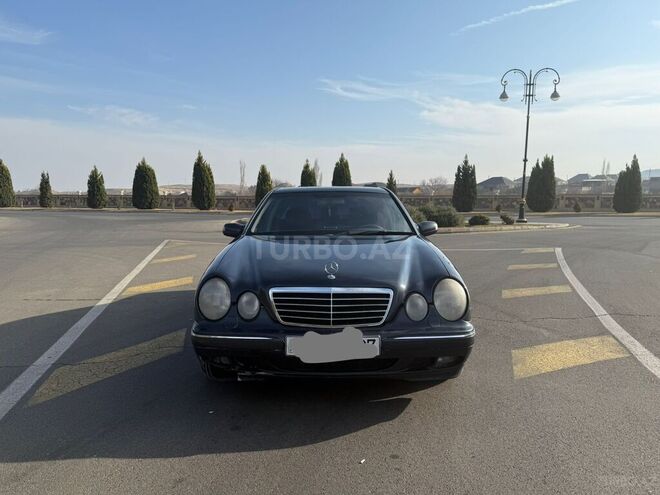 Mercedes E 220 d 2001, 592,000 km - 2.2 л - Bakı