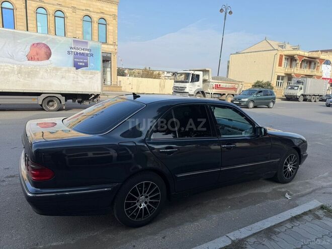 Mercedes E 220 d 2001, 592,000 km - 2.2 л - Bakı