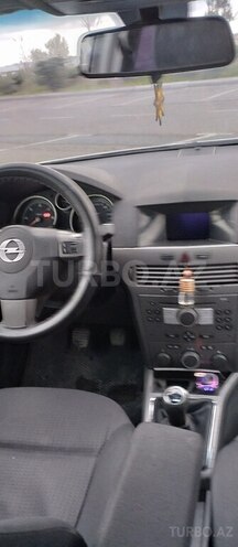 Opel Astra 2005, 256,000 km - 1.3 l - Bakı
