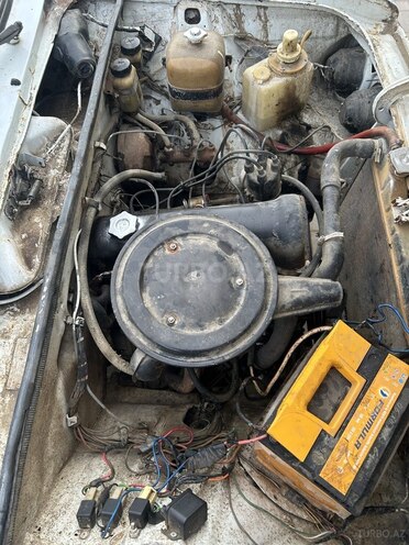 LADA (VAZ) 2106 1986, 95,000 km - 1.6 l - Salyan