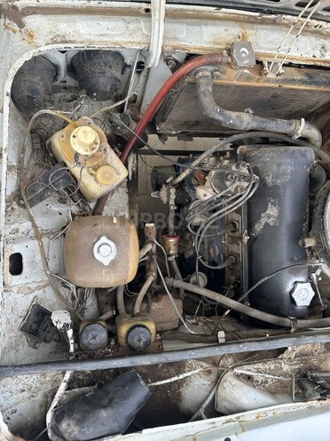 LADA (VAZ) 2106 1986, 95,000 km - 1.6 l - Salyan