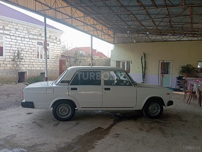 LADA (VAZ) 2107 2004, 95,000 km - 1.6 l - Tovuz