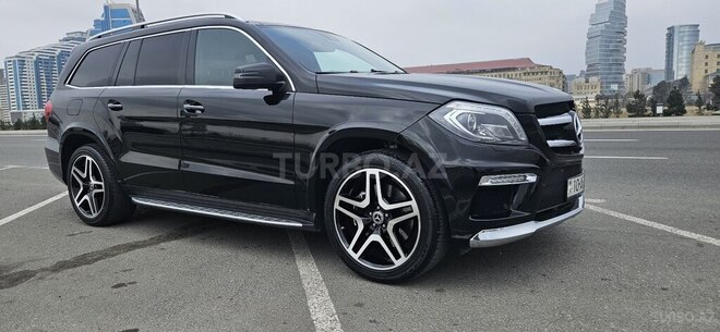 Mercedes GL 550-4