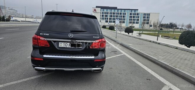 Mercedes GL 550-7