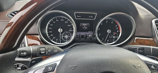 Mercedes GL 550-11