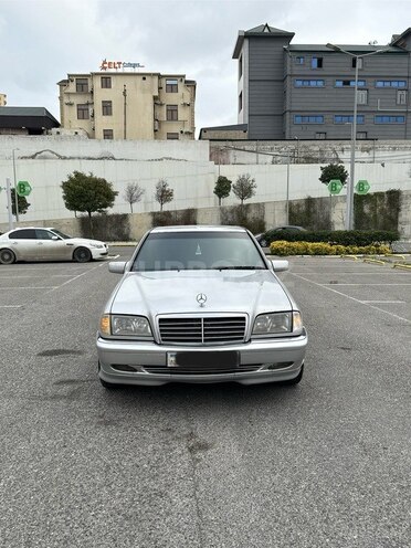 Mercedes C 240 2000, 453,000 km - 2.4 l - Bakı
