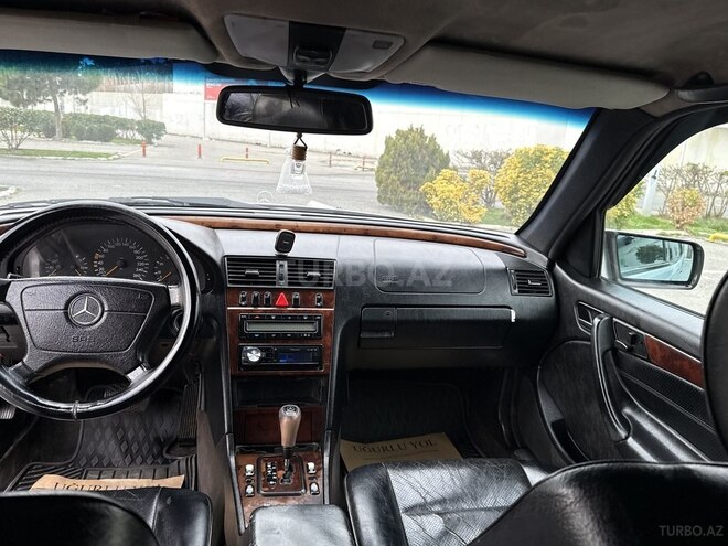 Mercedes C 240 2000, 453,000 km - 2.4 l - Bakı