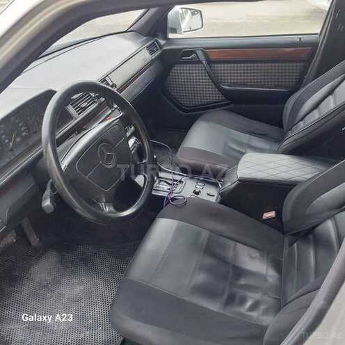 Mercedes E 200 1994, 333,333 km - 2.0 l - Bakı