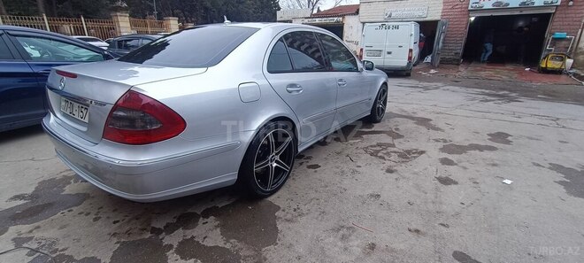 Mercedes E 220 d 2007, 298,000 km - 2.2 l - Bakı