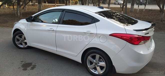 Hyundai Elantra 2011, 250,000 km - 1.6 l - Bakı