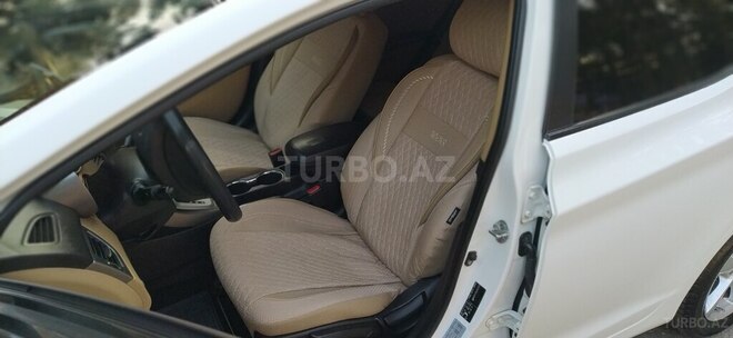 Hyundai Elantra 2011, 250,000 km - 1.6 l - Bakı