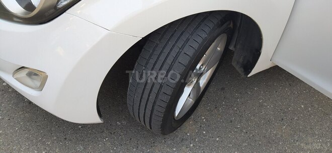 Hyundai Elantra 2011, 250,000 km - 1.6 l - Bakı