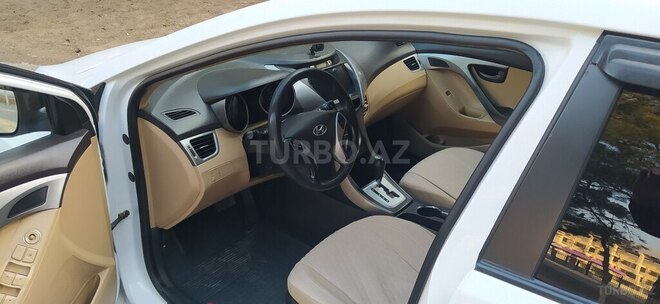 Hyundai Elantra 2011, 250,000 km - 1.6 l - Bakı