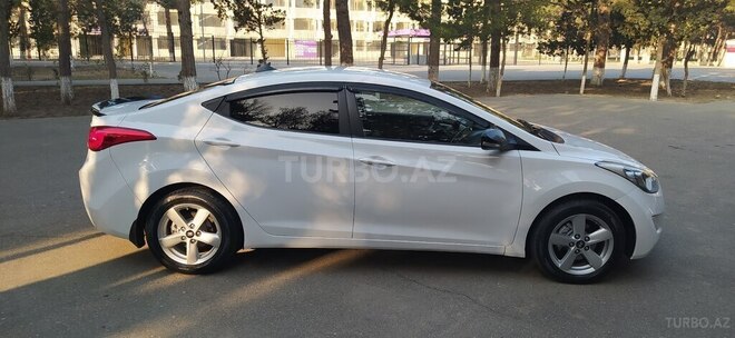 Hyundai Elantra 2011, 250,000 km - 1.6 l - Bakı