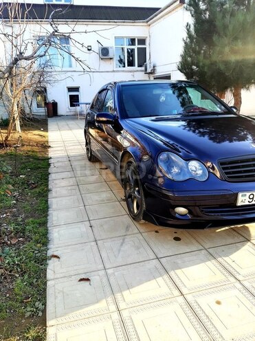 Mercedes C 320 2000, 360,000 km - 3.2 l - Xaçmaz
