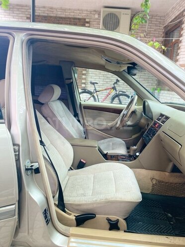 Mercedes C 220 1998, 310,000 km - 2.2 l - Bakı