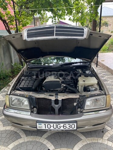 Mercedes C 220 1998, 310,000 km - 2.2 l - Bakı
