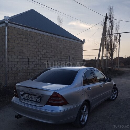 Mercedes C 240 2000, 225,000 km - 2.6 l - Gəncə