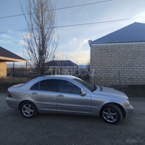 Mercedes C 240 2000, 225,000 km - 2.6 l - Gəncə