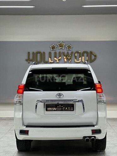 Toyota Land Cruiser Prado-9