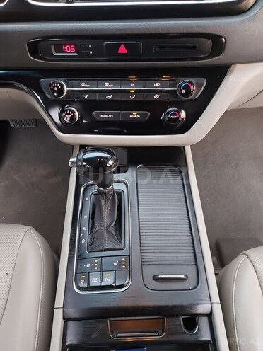 Kia Carnival 2015, 295,000 km - 2.2 l - Bakı