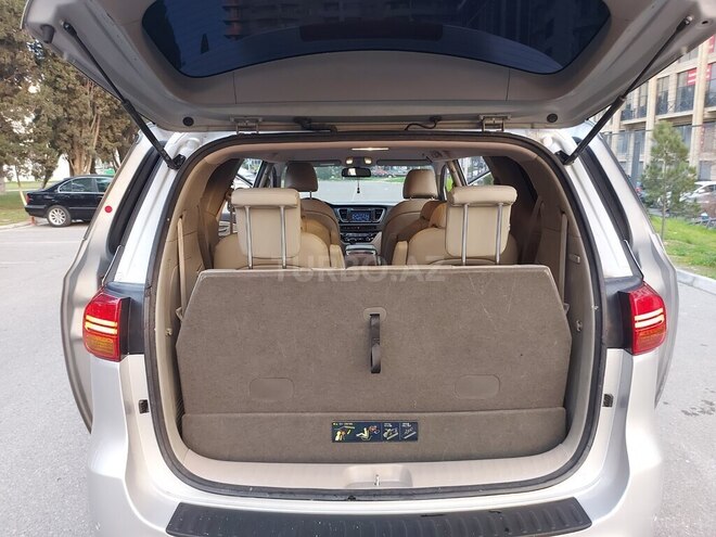 Kia Carnival 2015, 295,000 km - 2.2 l - Bakı