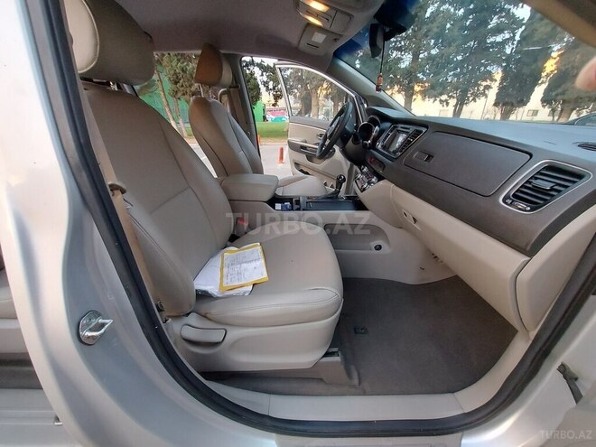 Kia Carnival 2015, 295,000 km - 2.2 l - Bakı
