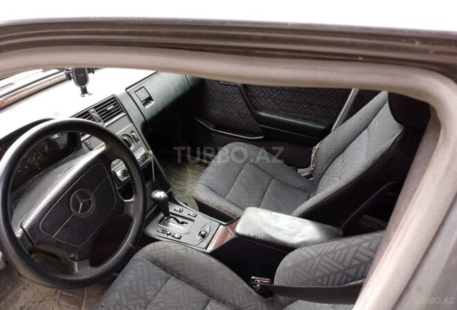 Mercedes C 250 d 1995, 357,891 km - 2.5 l - Bakı