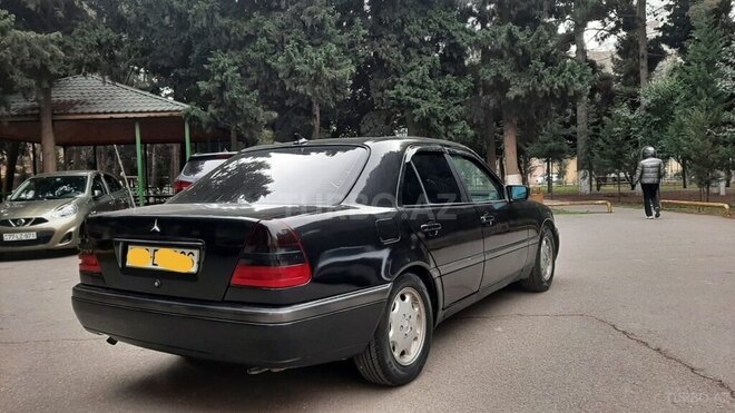 Mercedes C 180 1995, 352,856 km - 1.8 l - Bakı
