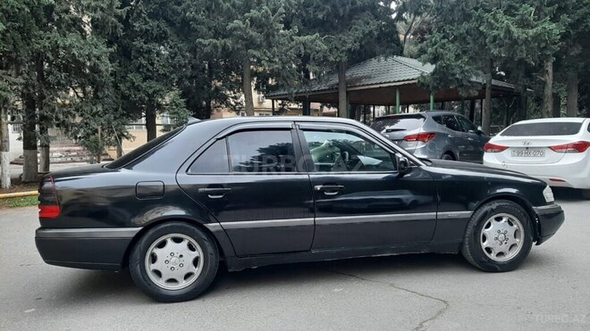Mercedes C 180 1995, 352,856 km - 1.8 l - Bakı