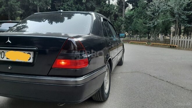 Mercedes C 180 1995, 352,856 km - 1.8 l - Bakı