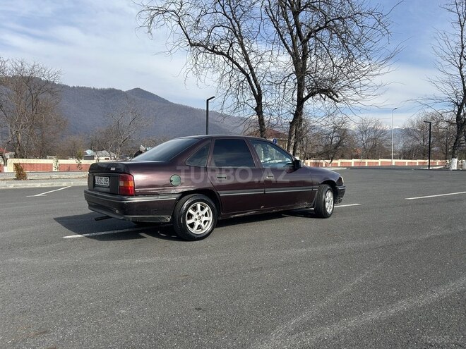Opel Vectra 1992, 222,222 km - 1.6 l - Zaqatala