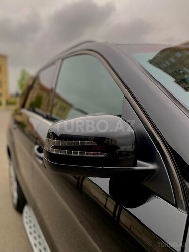 Mercedes ML 300 4MATIC 2014, 165,000 km - 3.5 л - Quba