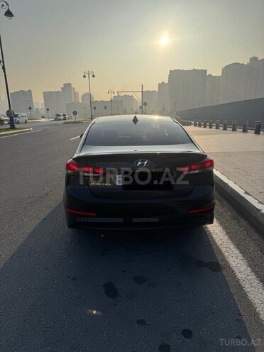 Hyundai Elantra 2017, 12,070 km - 2.0 л - Bakı