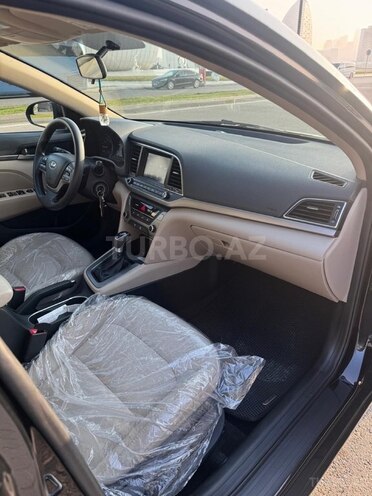 Hyundai Elantra 2017, 12,070 km - 2.0 л - Bakı