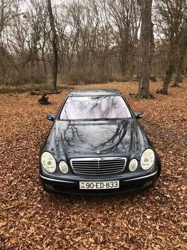 Mercedes E 240 2002, 328,542 km - 2.6 l - Xaçmaz