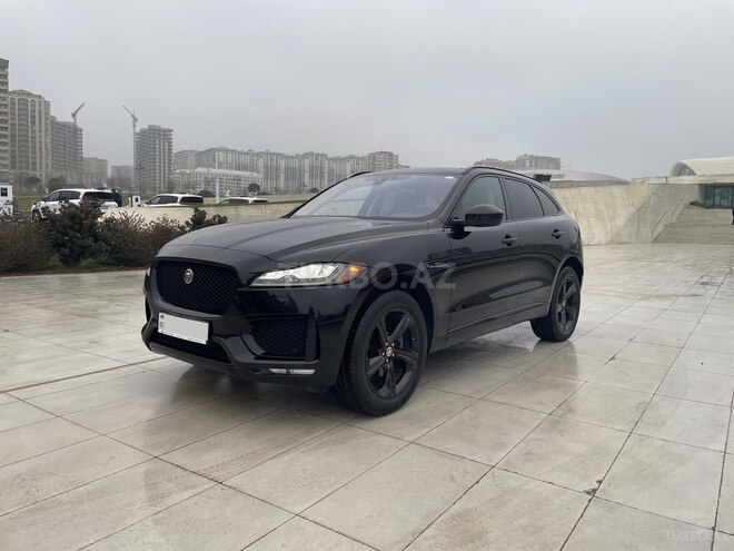 Jaguar F-Pace-4