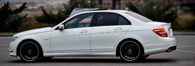 Mercedes C 250 2009, 251,400 km - 2.5 l - Bakı