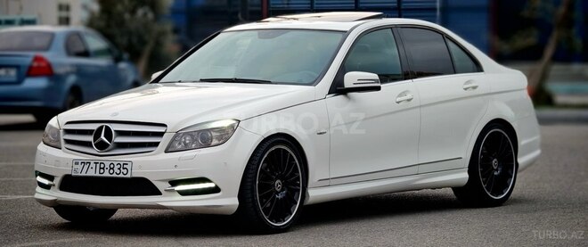 Mercedes C 250 2009, 251,400 km - 2.5 l - Bakı