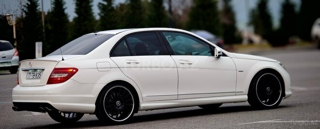 Mercedes C 250 2009, 251,400 km - 2.5 l - Bakı