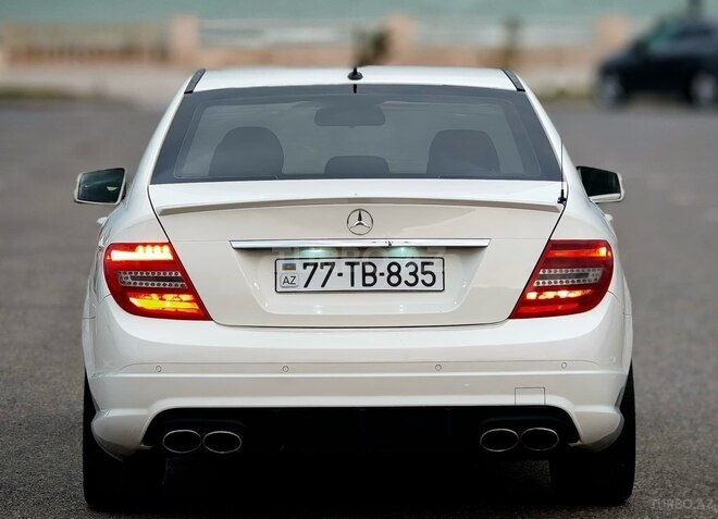 Mercedes C 250 2009, 251,400 km - 2.5 l - Bakı