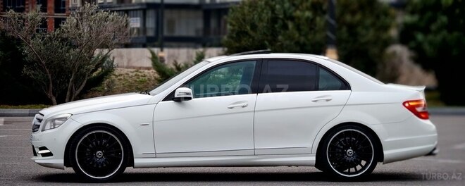 Mercedes C 250 2009, 251,400 km - 2.5 l - Bakı
