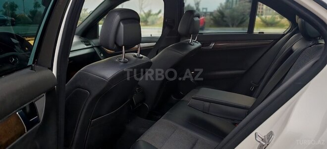 Mercedes C 250 2009, 251,400 km - 2.5 l - Bakı