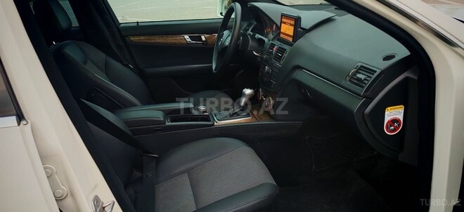Mercedes C 250 2009, 251,400 km - 2.5 l - Bakı